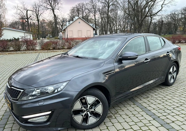 Kia Optima cena 42700 przebieg: 218000, rok produkcji 2013 z Miłomłyn małe 596